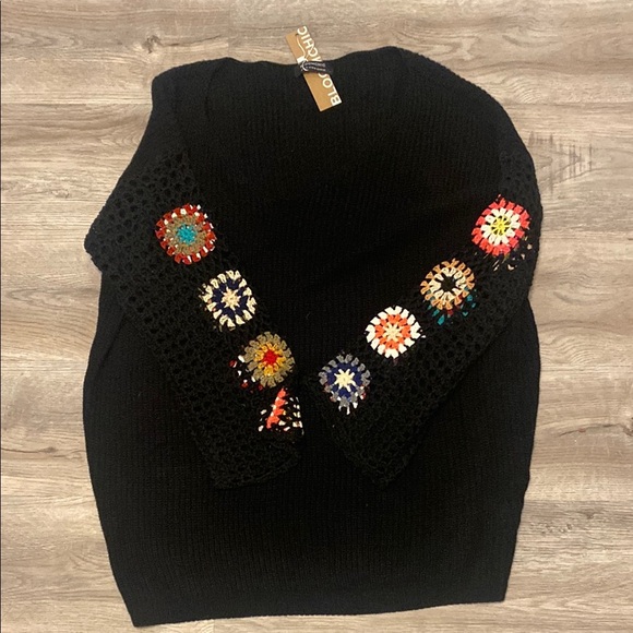 BloomChic Black V-Neck Sweater with Embroidered Sleeves - Picture 2 of 7